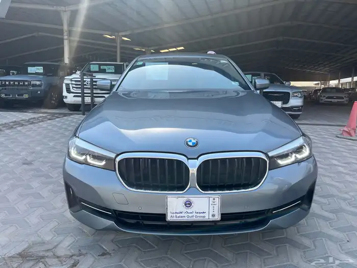 بي ام دبليو 520 2022 0