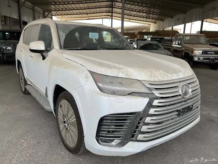 لكزس 2024 سعودي BB اصفار 1