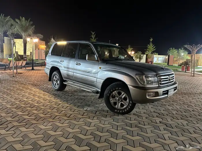 للبيع جي اكس ار 2006 توماتيك نظيف جدا شرط 2