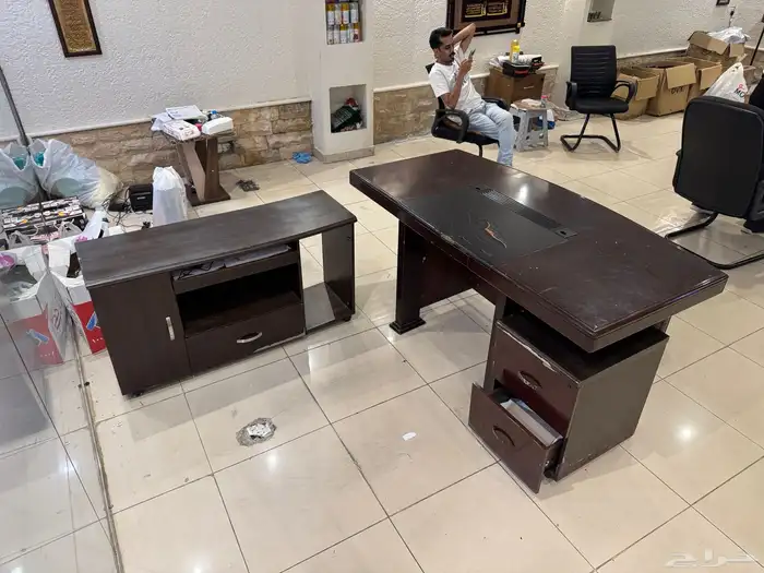 مكتب حرف ال 3 قطع 1