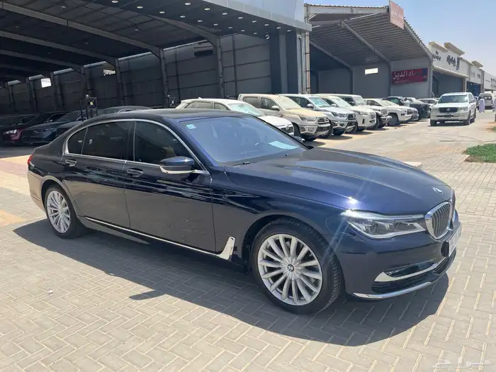 بي ام دبليو 740 الناغي مخزنه 2016 5