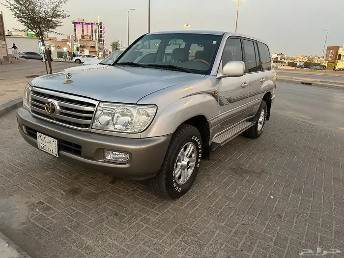 للبيع جي اكس ار 2006 توماتيك نظيف جدا شرط 9