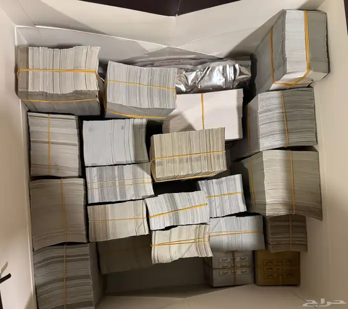 طوابع لاصقة ( استيكر ) 1