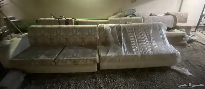 كنب جميل جدا الوان مميزة تنفع مع اي شي 0