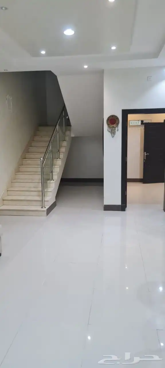 فله ايجار حي الندى ب130الف سنوي 6