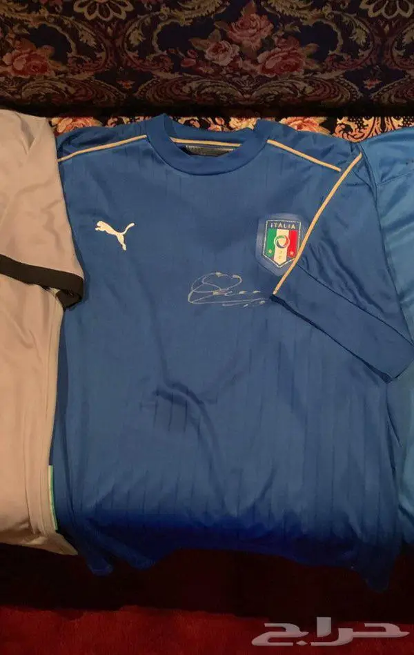 تيشيرت نادي تشيلسي وتيشيرت منتخب إيطاليا 0