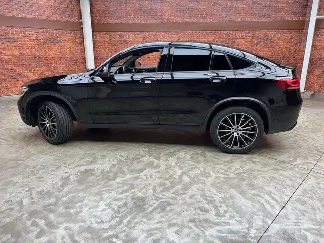 2022 مرسيدس GLC300 كووب بسعر 198 الف ريال 7
