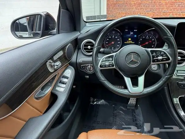 2022 مرسيدس GLC300 كووب بسعر 198 الف ريال 13