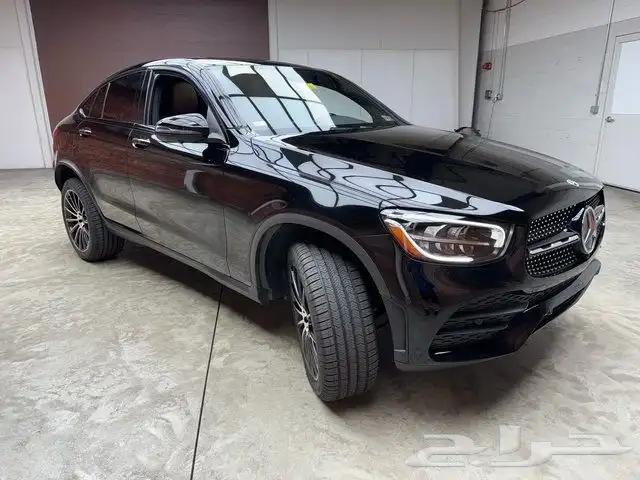 2022 مرسيدس GLC300 كووب بسعر 198 الف ريال 1