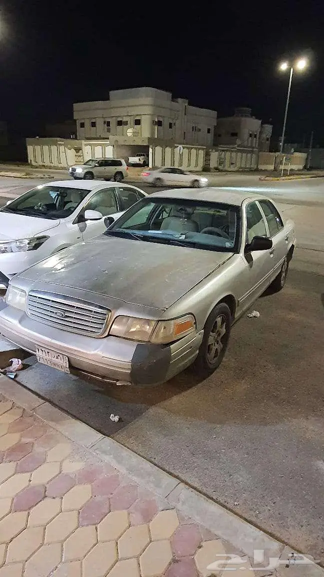 فورد كراون فيكتوريا 2005 للبيع عالسوم 0