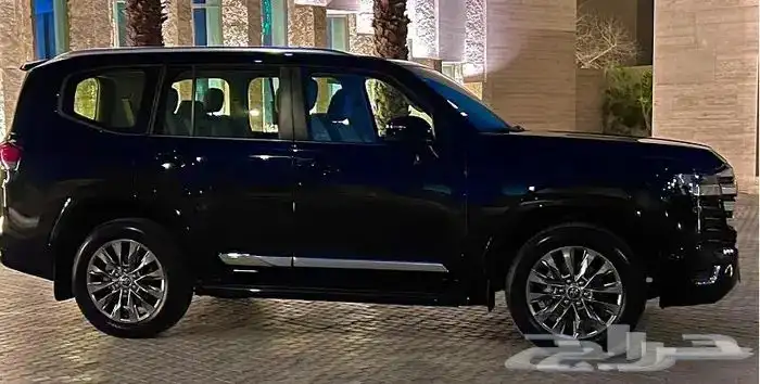 لاند كروزر 2024 رقم 5 6