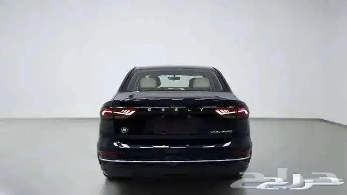 جيلي امجراند ستاندر قير اوتوماتيك 2025 4