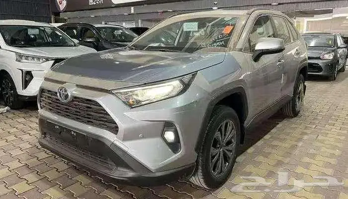 راف فور XLE نص فل 2025 للتقسيط بدون دفعه اولى عملاء البنوك 4
