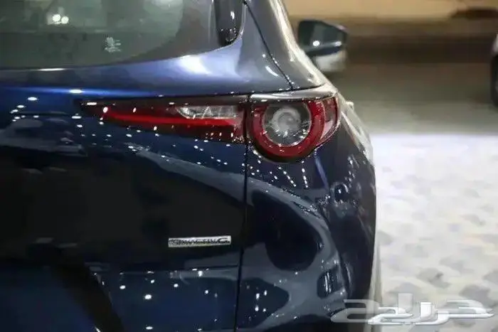 مازدا CX30 نص فل فتحة سقف مخمل اربعة سلندر موديل 2025 8