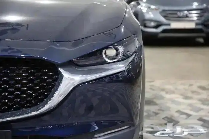 مازدا CX30 نص فل فتحة سقف مخمل اربعة سلندر موديل 2025 6