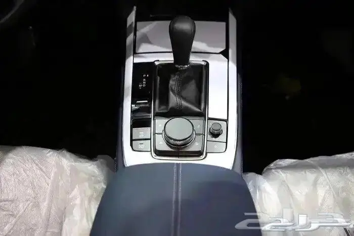 مازدا CX30 نص فل فتحة سقف مخمل اربعة سلندر موديل 2025 12