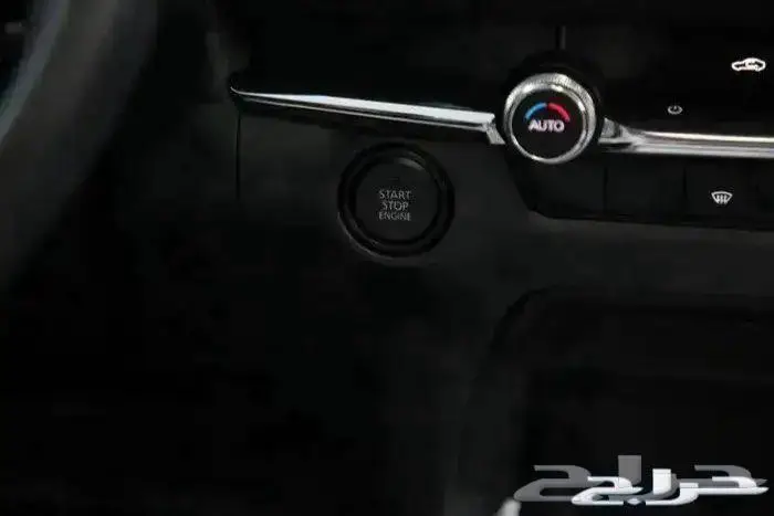 مازدا CX30 نص فل فتحة سقف مخمل اربعة سلندر موديل 2025 10