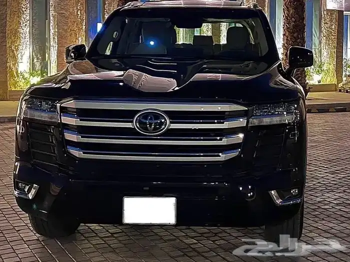 لاند كروزر 2024 رقم 5 12