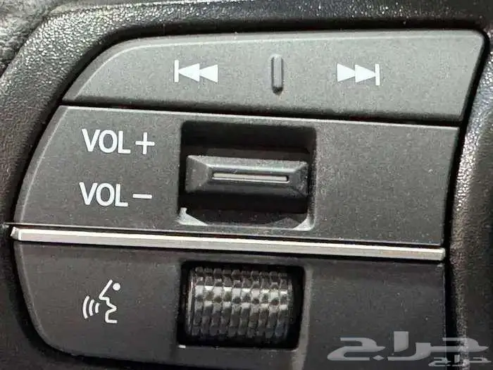 هوندا اكورد 2025 نص فل وستاندر EX 13