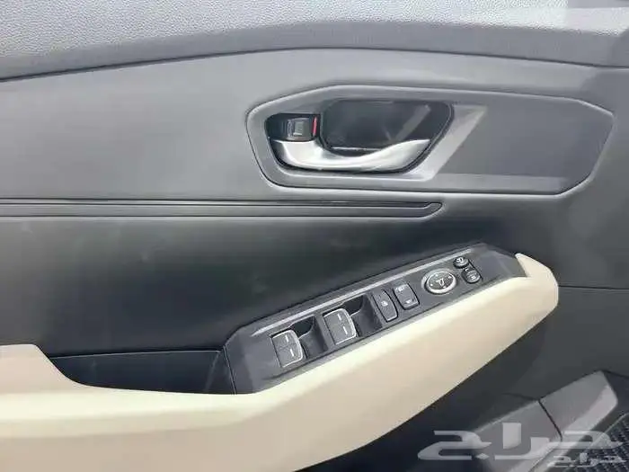 هوندا اكورد 2025 نص فل وستاندر EX 18