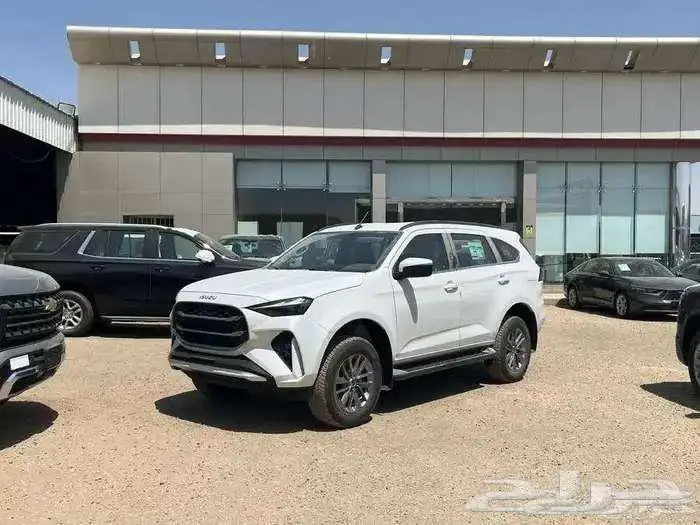 ايسوزو MUX فل كامل ديزل 2025 نقد وتقسيط 0