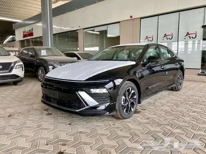 هيونداي سوناتا فليت 2026 لون رمادي لامع 1