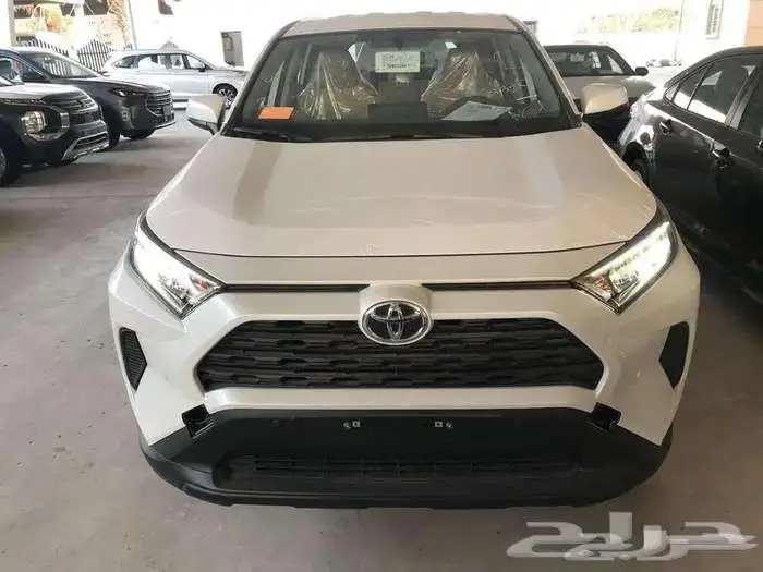 تويوتا راف فور بنزين LE استاندر دبل 2025 0