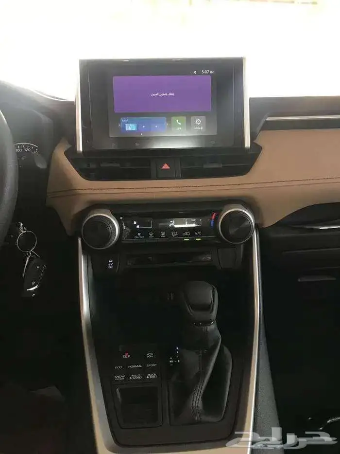 تويوتا راف فور بنزين LE استاندر دبل 2025 6