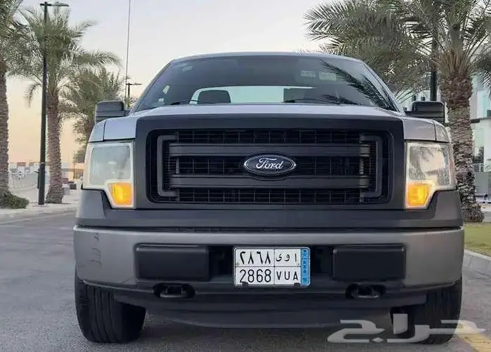 معرض الوسام الجديد للسيارات المميزه ونادرة بالجبيل 41