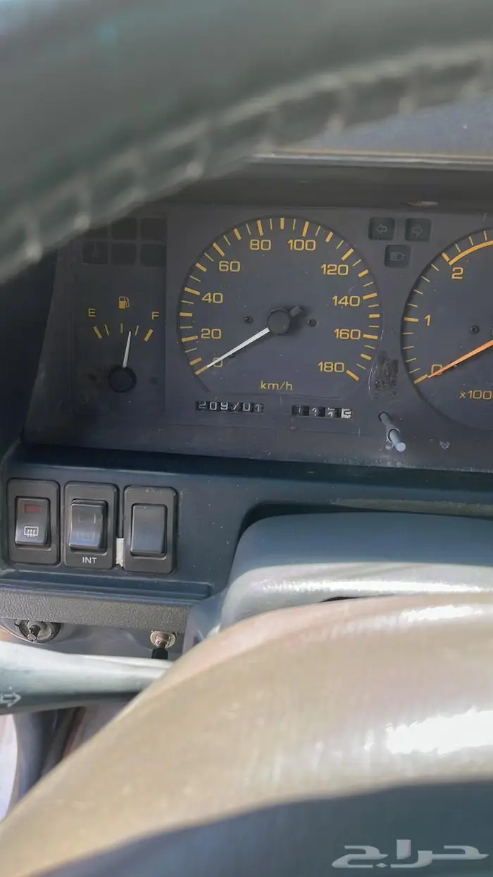 نيسان باترول سوبر سفاري 1988 10