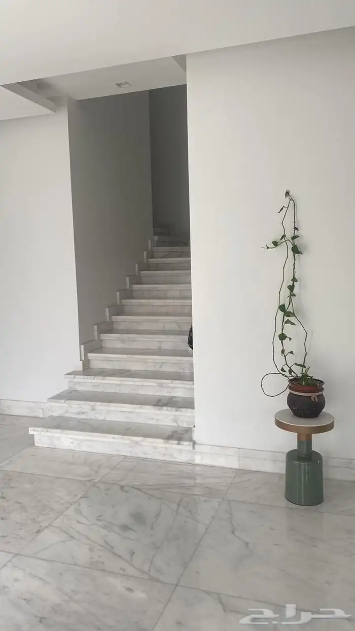 فيلا للبيع حي ضاحية الملك فهد 7