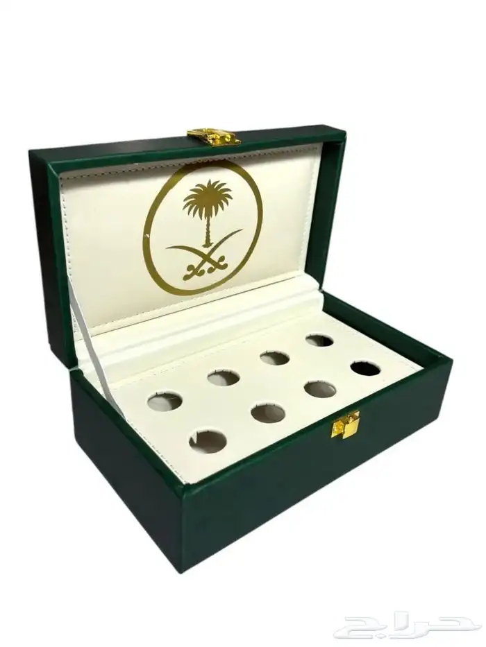 شنطة جلد فاخر لحفظ وتقديم دهن العود 0