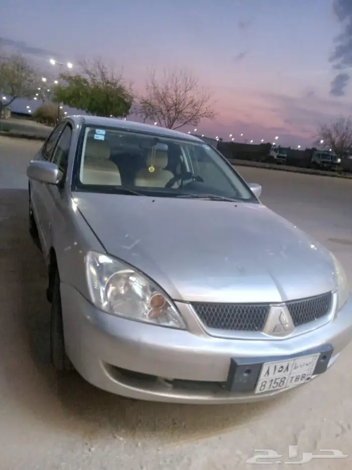 سياره متسوبيشي لانسر 2009 5