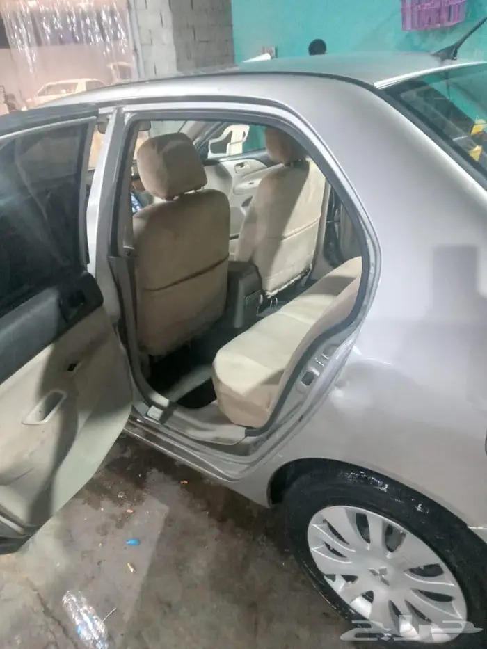 سياره متسوبيشي لانسر 2009 2