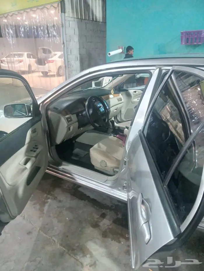 سياره متسوبيشي لانسر 2009 8