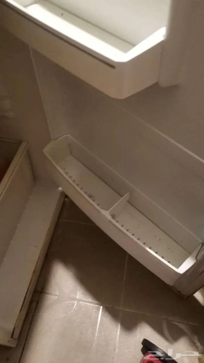 ثلاجه للبيع 0