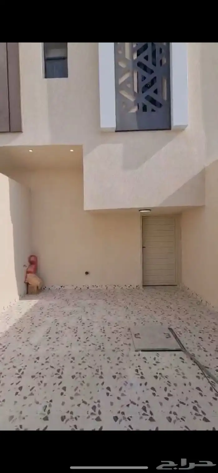 للبيع تاون هاوس علوي مدخل خاص 3