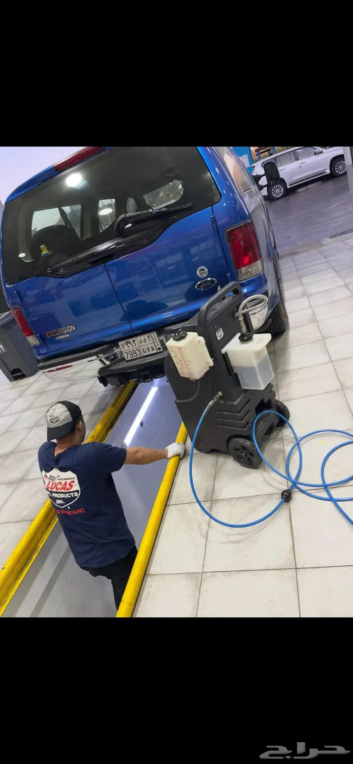 Ford Excursions 2004 26