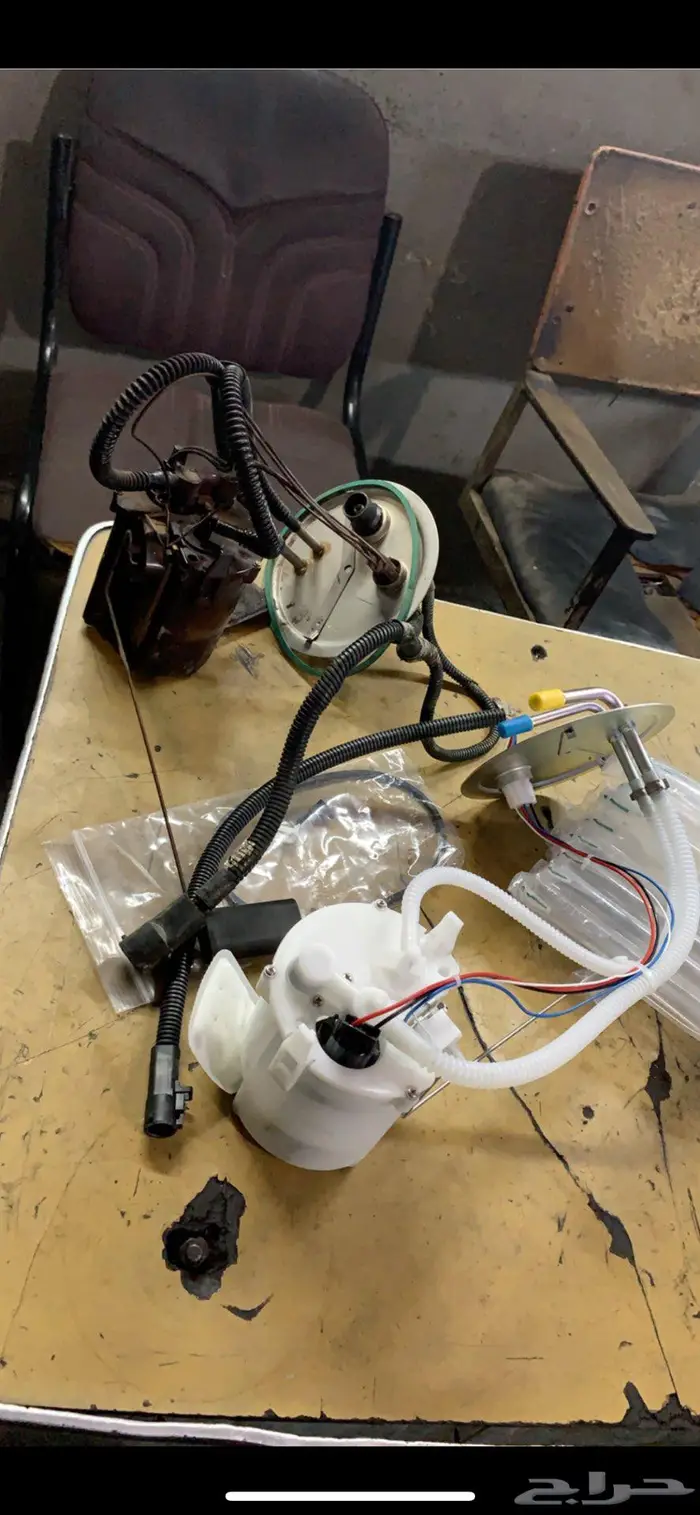 Ford Excursions 2004 36