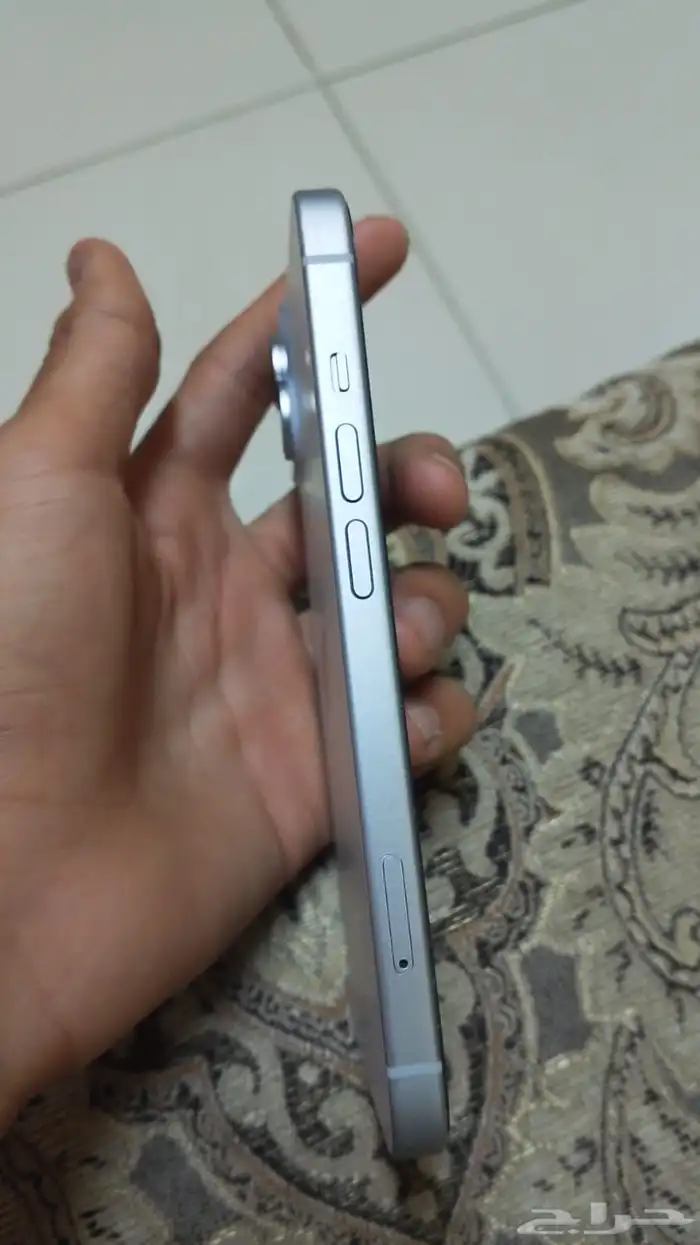 ايفون 15 128جيجا البطاريه 87 3