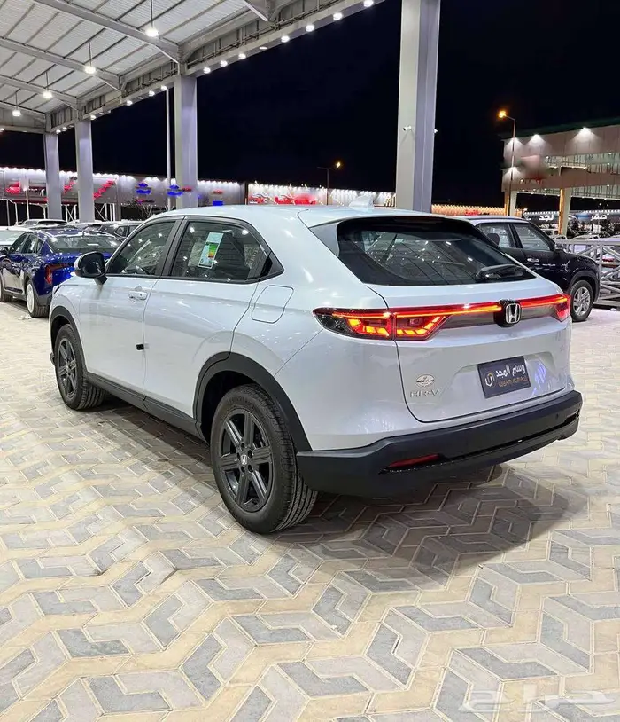 عرض خاص هوندا HRV - LX نص فل موديل 2025 بطاقه جمركيه 3