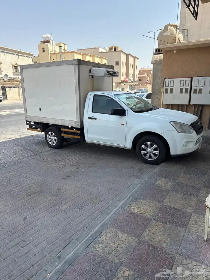 سياره ايسوزو ثلاجه 2022 0