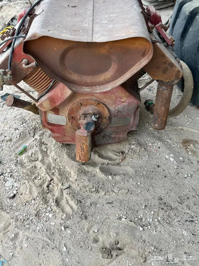 ضاغط هواء ( كمبريسر ) COMPRESSOR 12