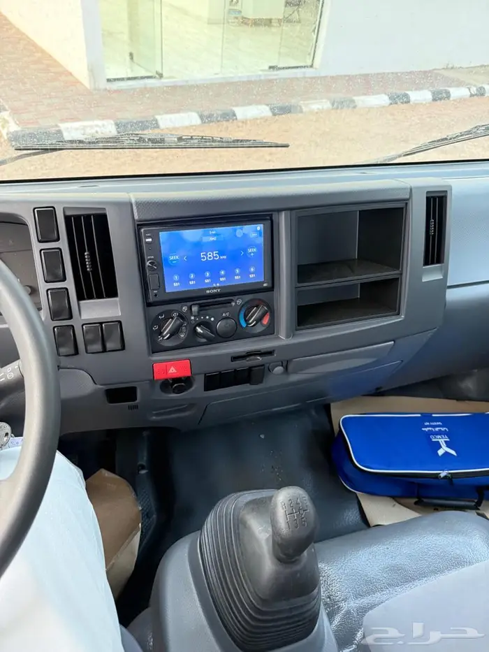 ايسوزو دينا 2024 يباني محرك 3000 شاص طويل بسعر 110 الف 8