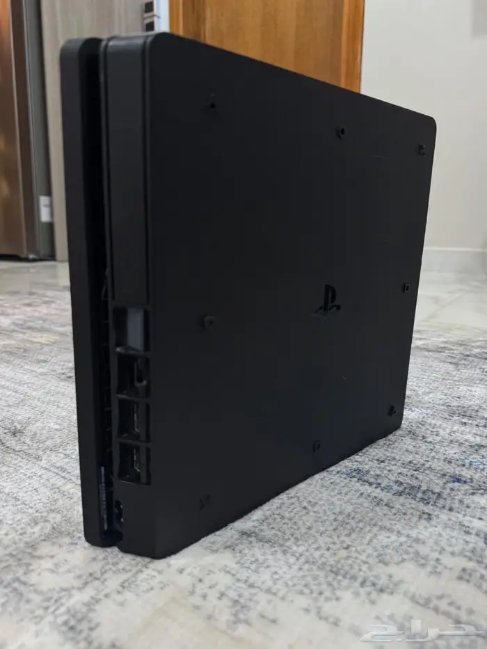 بلايستيشن 4 سليم   500 جيجا   بدون يد   نظيف 0