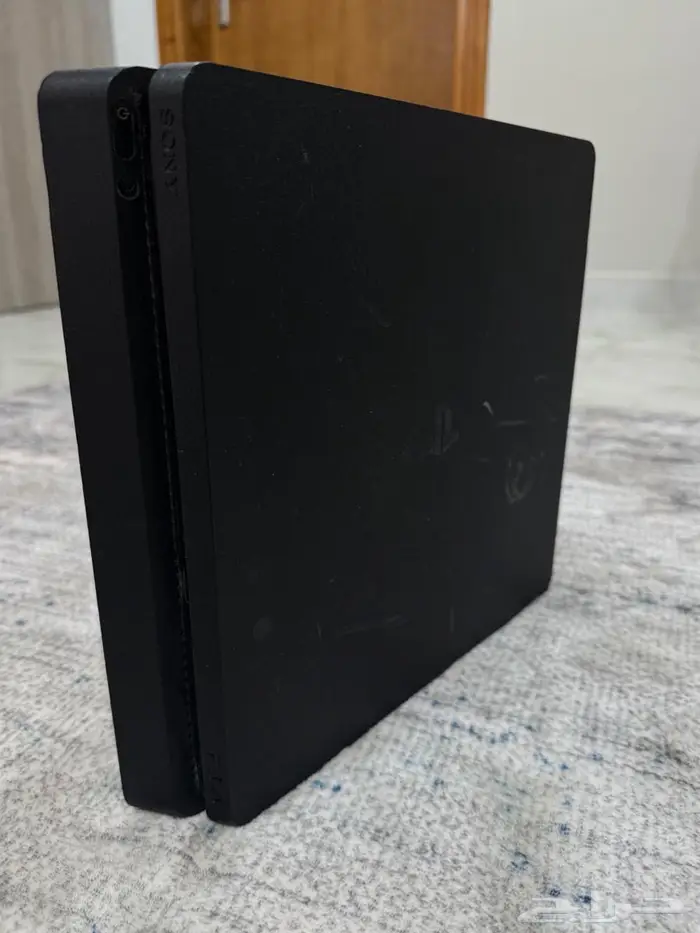 بلايستيشن 4 سليم   500 جيجا   بدون يد   نظيف 3