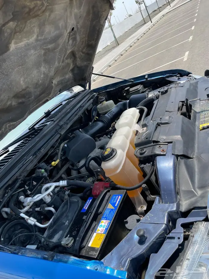 Ford Excursions 2004 24