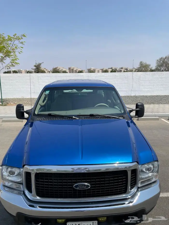 Ford Excursions 2004 13