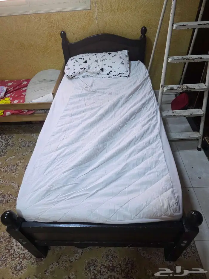 أثاث بيت غرف نوم كنب طاولات كراسي دراجات هوائية درفت. 40