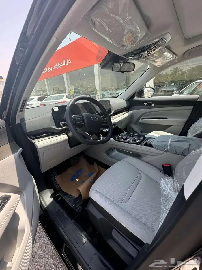 فورد تيريتوري تيتانيوم 2025 4